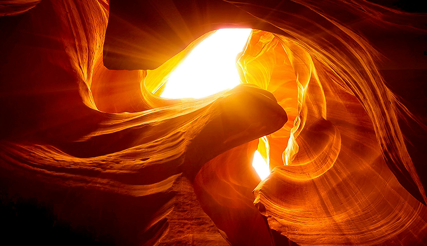 凯发天生一触即发制药盛装参展2024西鼎会，共绘健康产业新蓝图！